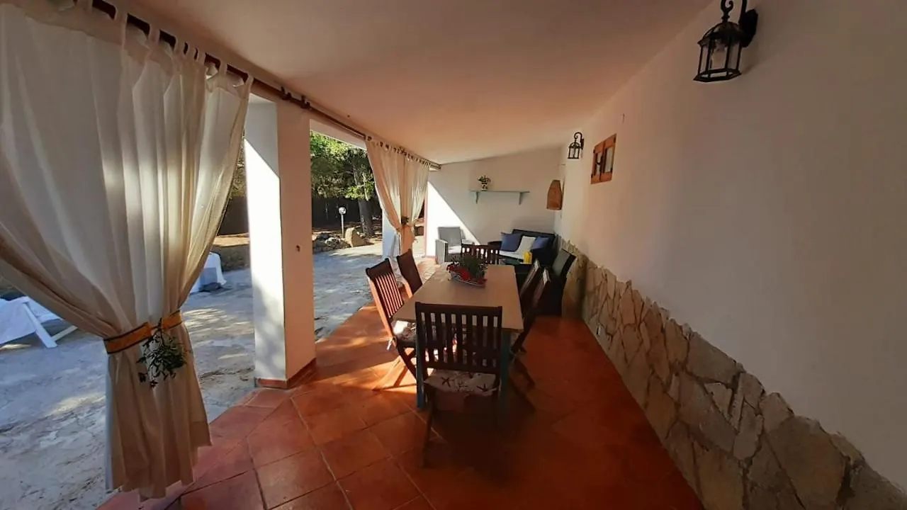 Casa Viola Villa SantʼAntìoco Vakantiehuis
